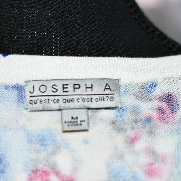 Joseph A Medium Size Sweater - Picture 3 of 8